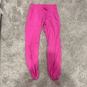 Lululemon Athletica Sonic Pink Sweatpants Dance Studio Mid-Rise Pant Regular